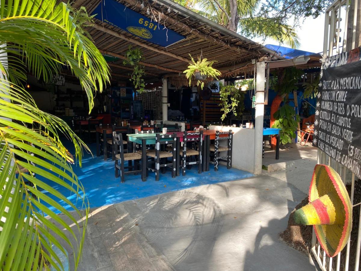 Hotel Delias Trailer Park Rincon de Guayabitos Esterno foto